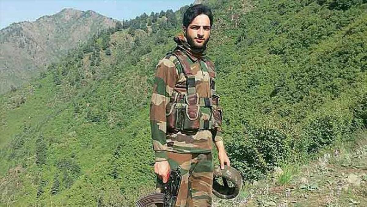 J&K: Policeman killed in encounter with Hizbul Mujahideen militants